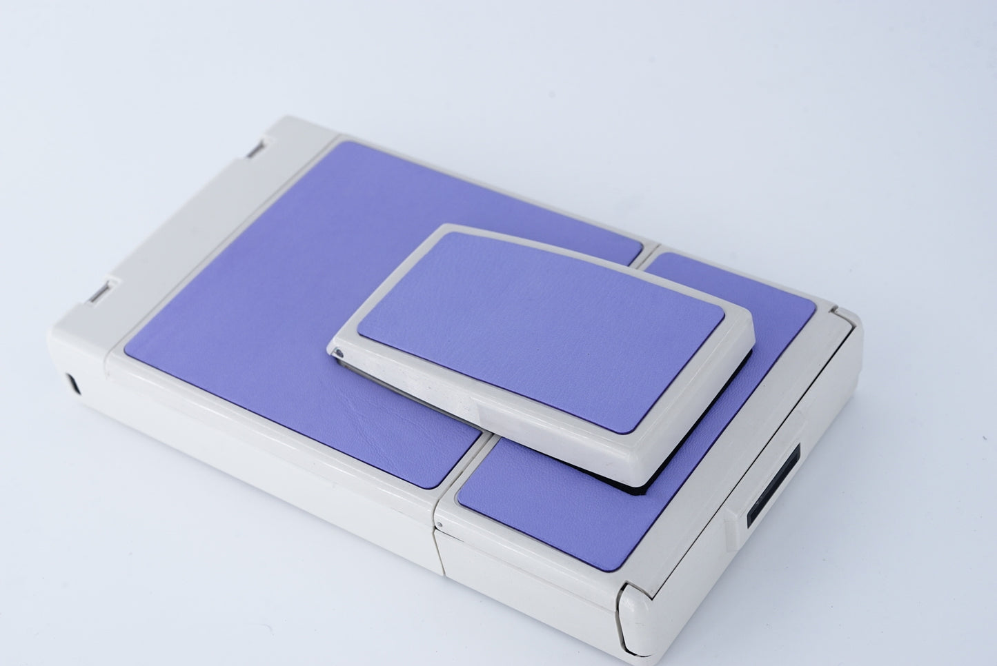 Polaroid Sx70 MODEL 2 WIHITE&PURPLE ivory camera Power kit S