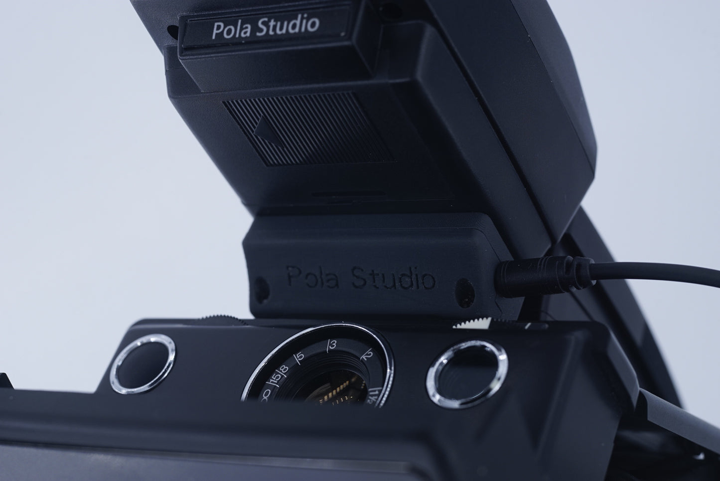 Polaroid CAMERA SX70/SONAR FLASH