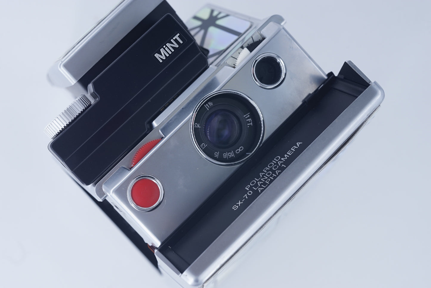 POLAROID SX70 ALPHA MINT 670X WITH POWER KIT S