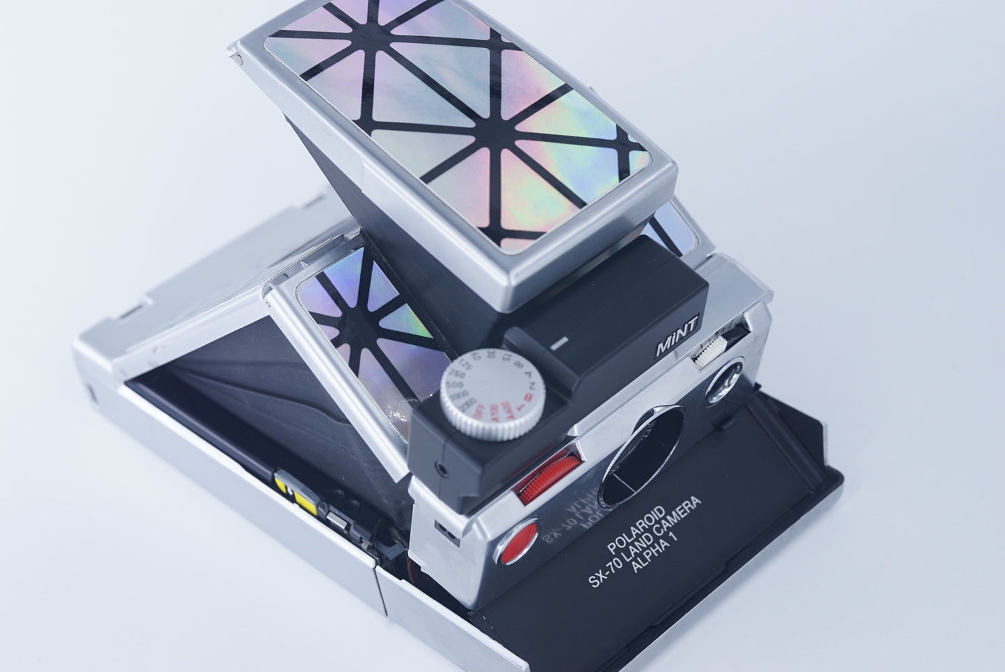 POLAROID SX70 ALPHA MINT 670X WITH POWER KIT S