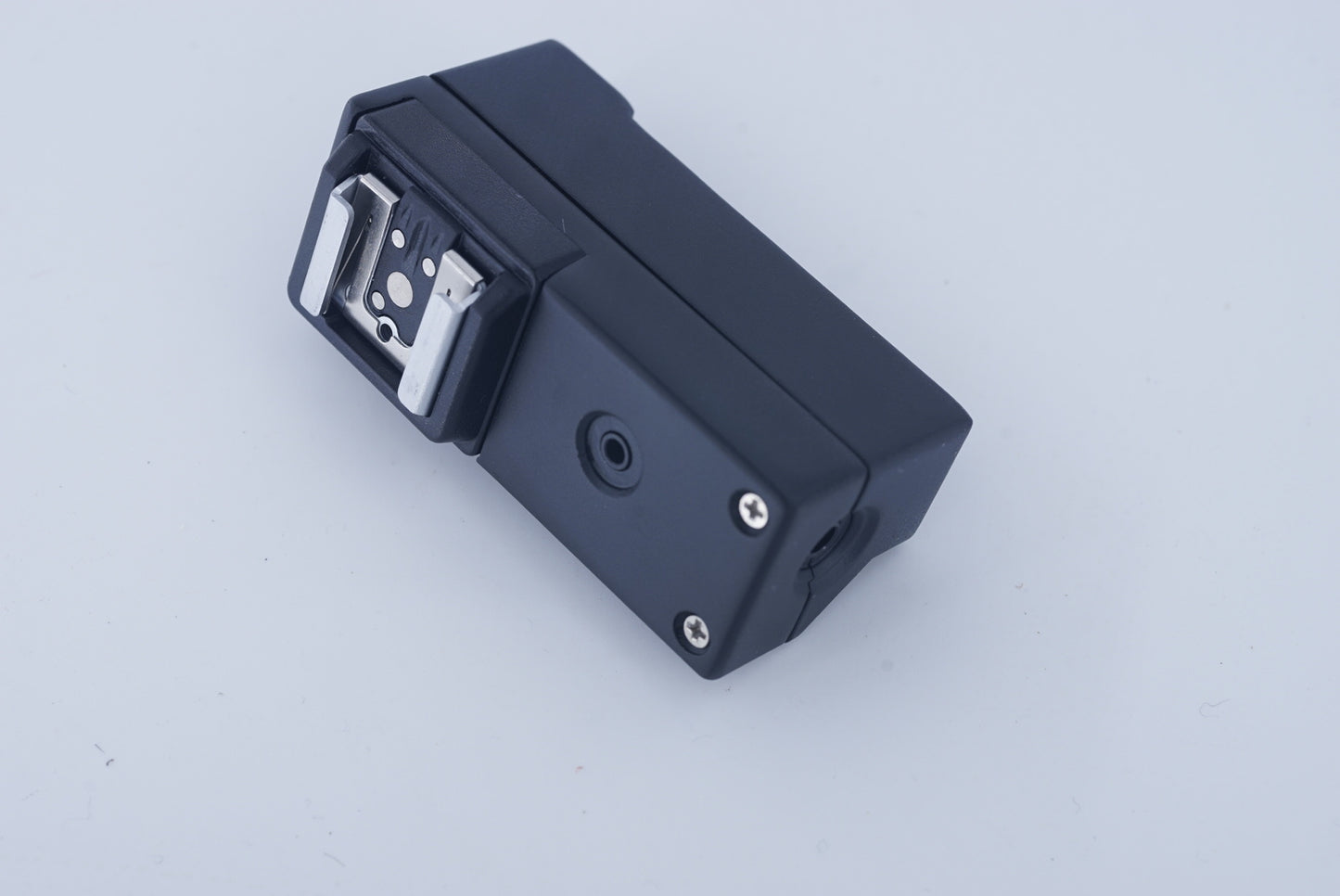 Flash adapters for the Polaroid SX-70、Sonar hot shoe POLAFLASH 4.0 ADAPTER