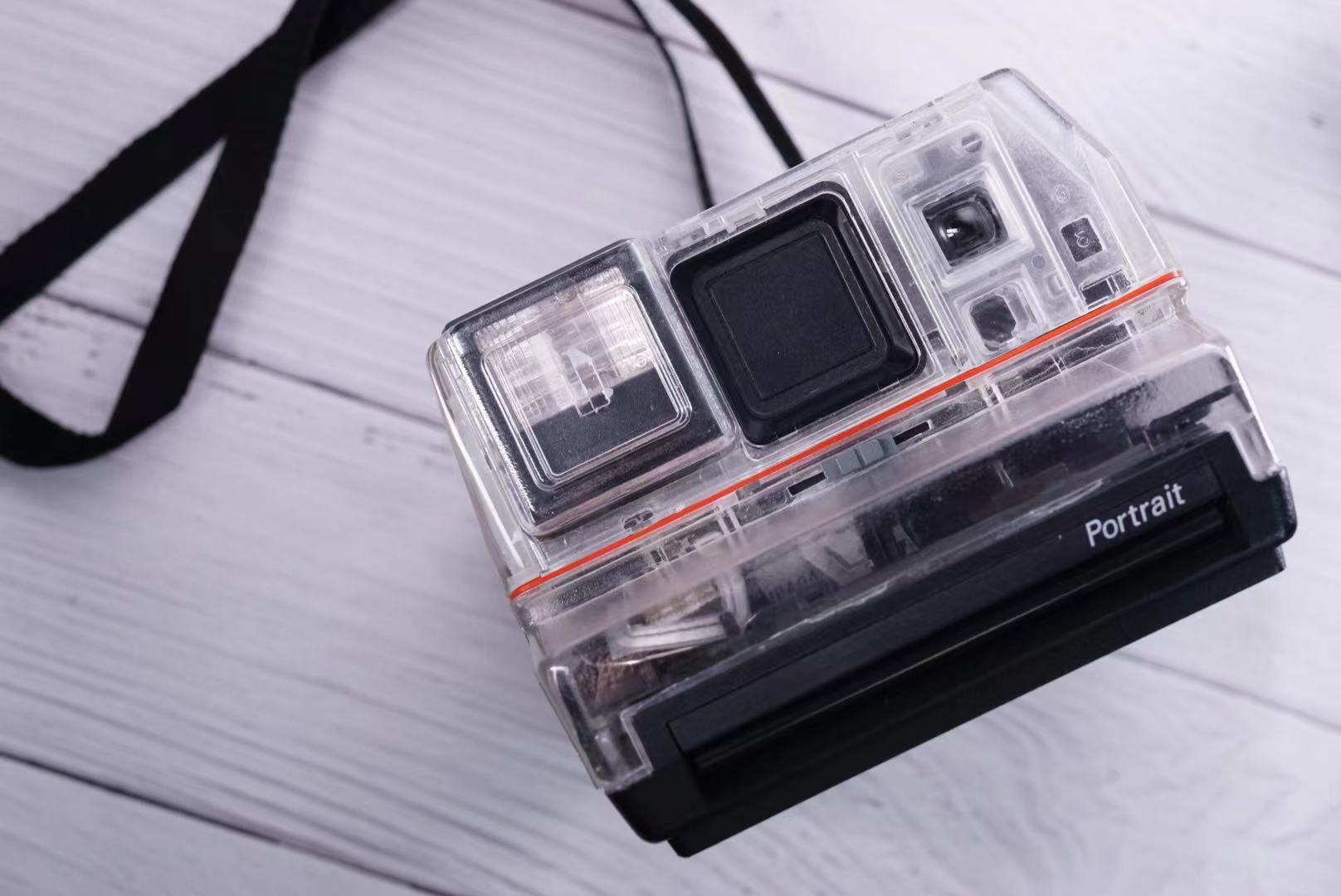 Polaroid impulse 600 Transparent edition – PolaStudio
