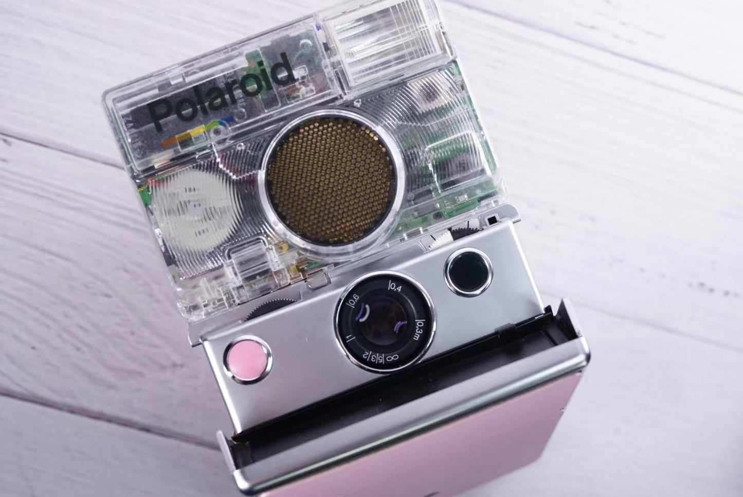 Polaoid SLR 690 PINK Custom Edition transparent and sliver body