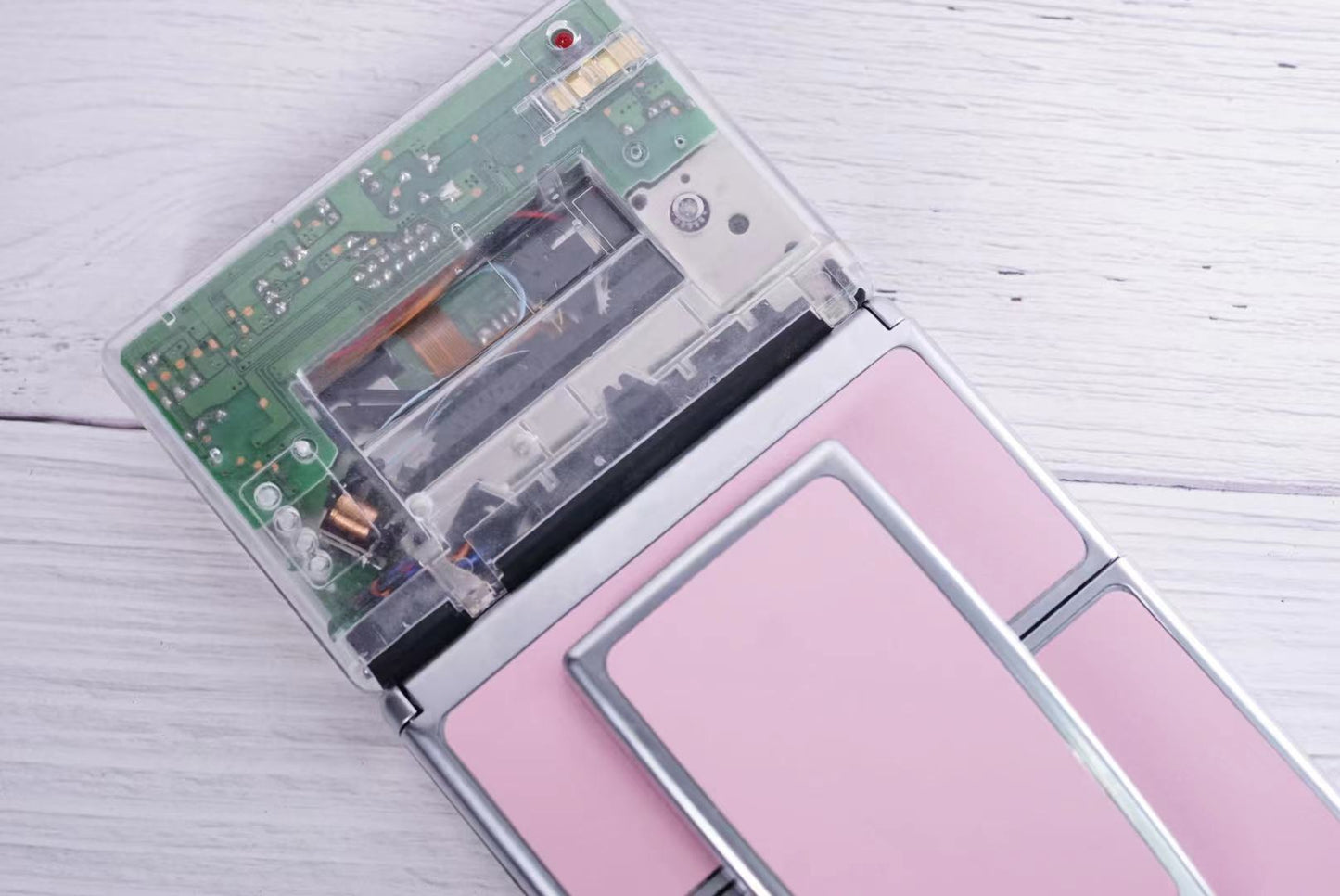 Polaoid SLR 690 PINK Custom Edition transparent and sliver body