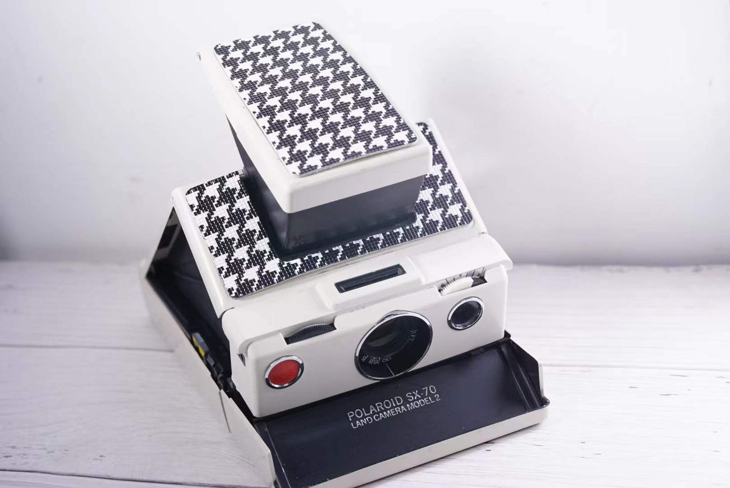 Polaroid sx70/sonar/680/690 camera skin Replacement Cover-Genuine Leather- Swallow gird