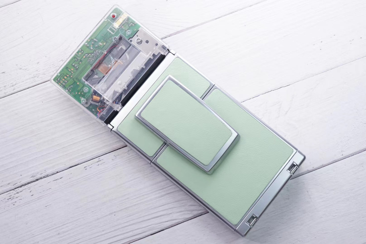 Polaoid SLR 690 MINT GREEN Custom Edition transparent  and sliver body