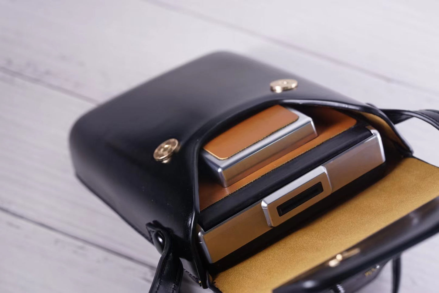 POLAROID SX70/ALPHA CAMERA BAG ACCESSTORY