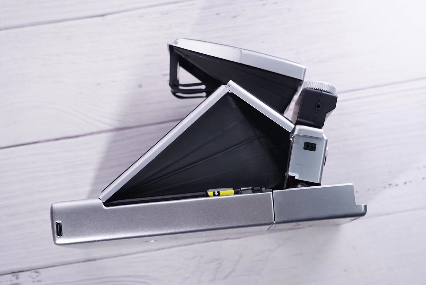 Polaroid Mint-670s silver come with Power evo pro Oled
