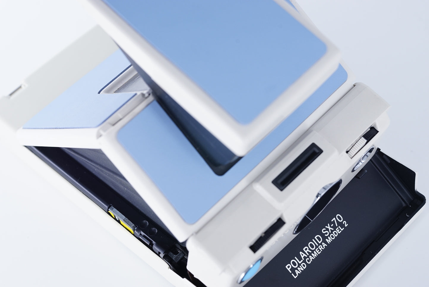 Polaroid Sx70 MODEL 2 WIHITE ivory camera Power kit*SKY BLUE