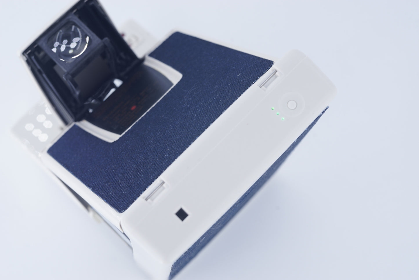 Polaroid SLR 680 White&Blue Body red shutter button Custom Edition