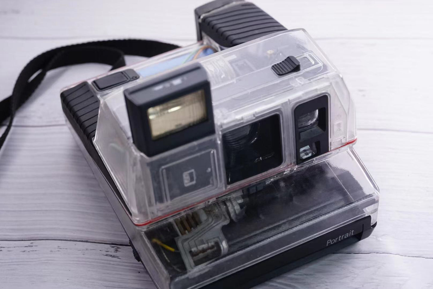 Polaroid impulse 600 Transparent edition