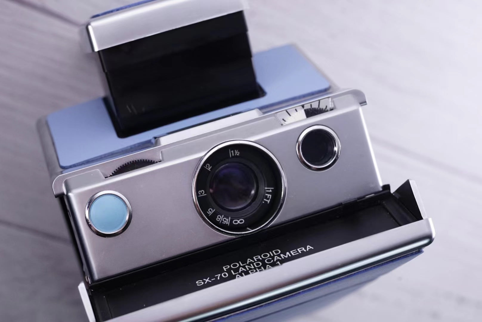 POLAROID SX70 ALPHA1 SILVER BODY SKY BLUE WITH 3.0 PRO POWER KIT