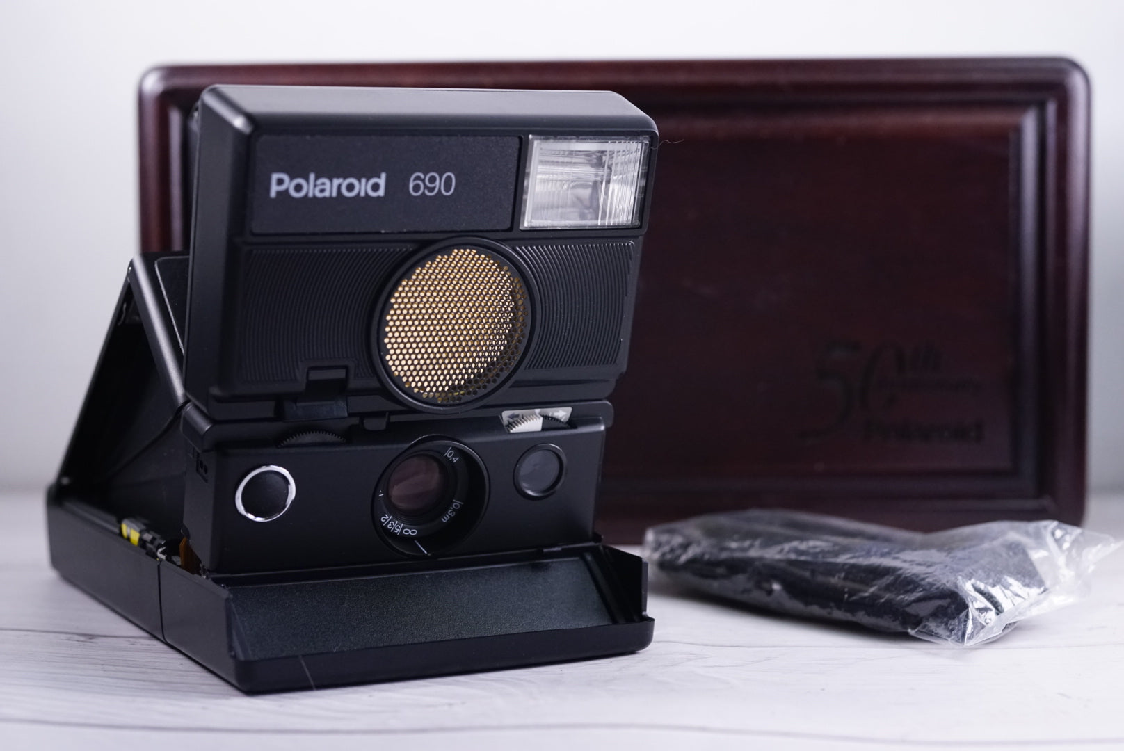 Polaroid 50th Anniversary Edition Polaroid 690 – PolaStudio